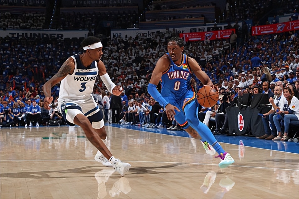 王钰栋以其 王钰栋以其