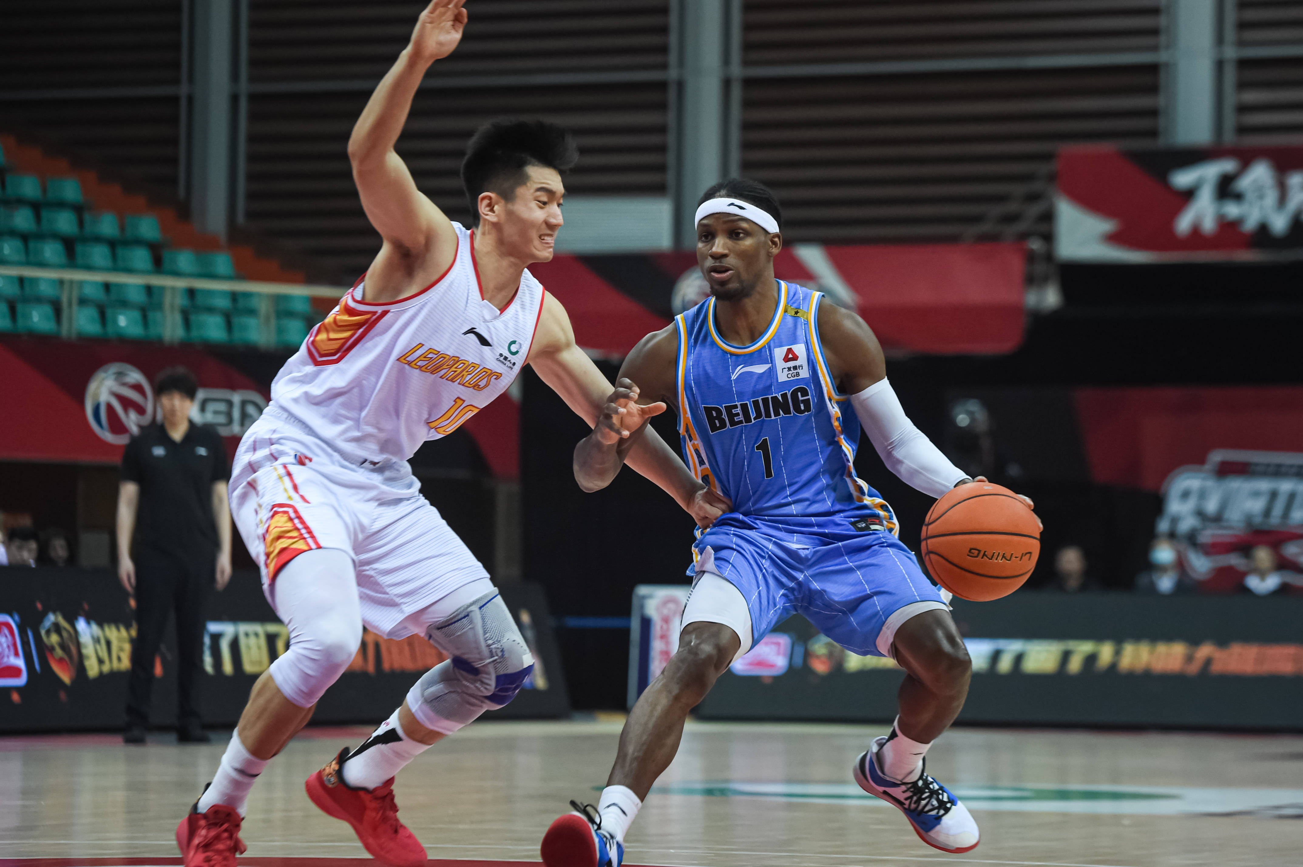 中引发热议 中引发热议