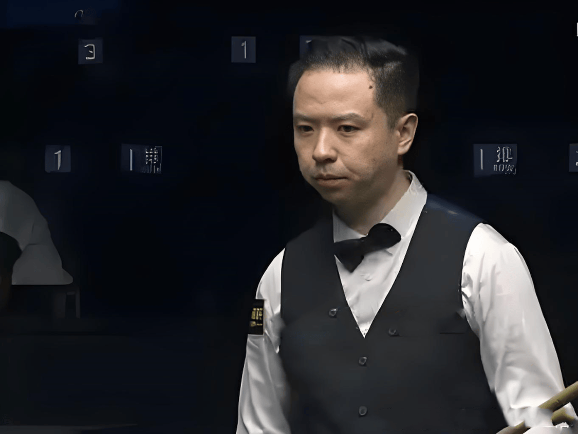 鹰对阵休斯 鹰对阵休斯