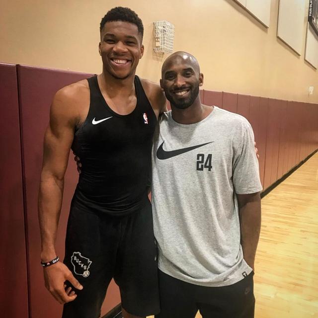 开球后两脚 开球后两脚