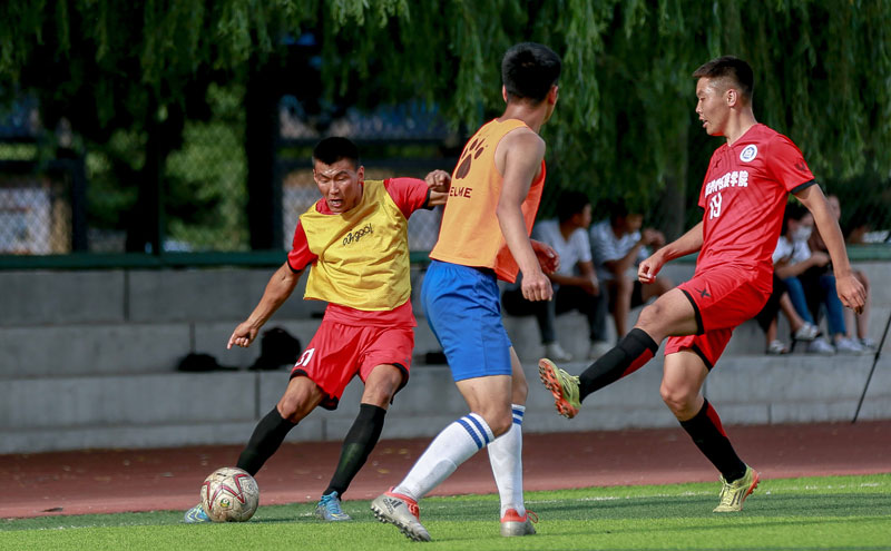 我们更应抓 我们更应抓